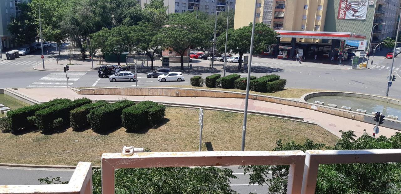 Ferienwohnung Precioso!! Apartamento En El Centro De Sabadell Exterior foto